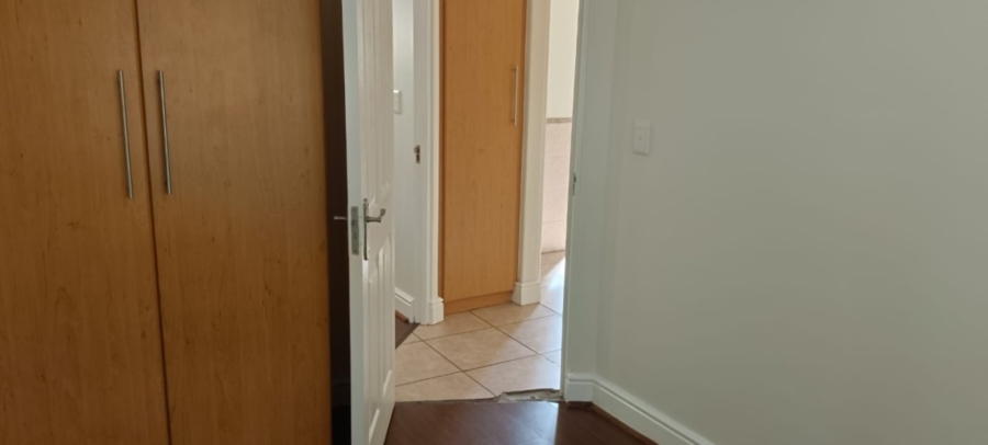3 Bedroom Property for Sale in Sandbaai Western Cape